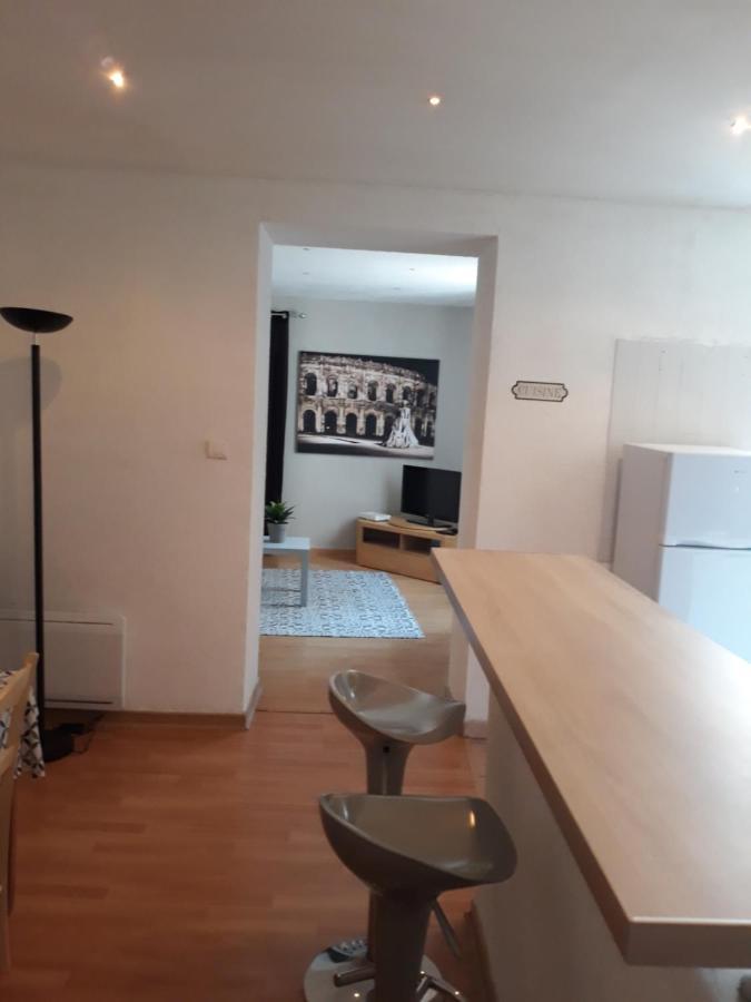 5 Minutes Des Arenes, Parking Gratuit, 6 Couchages נים מראה חיצוני תמונה