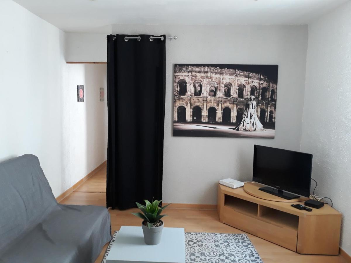 5 Minutes Des Arenes, Parking Gratuit, 6 Couchages נים מראה חיצוני תמונה